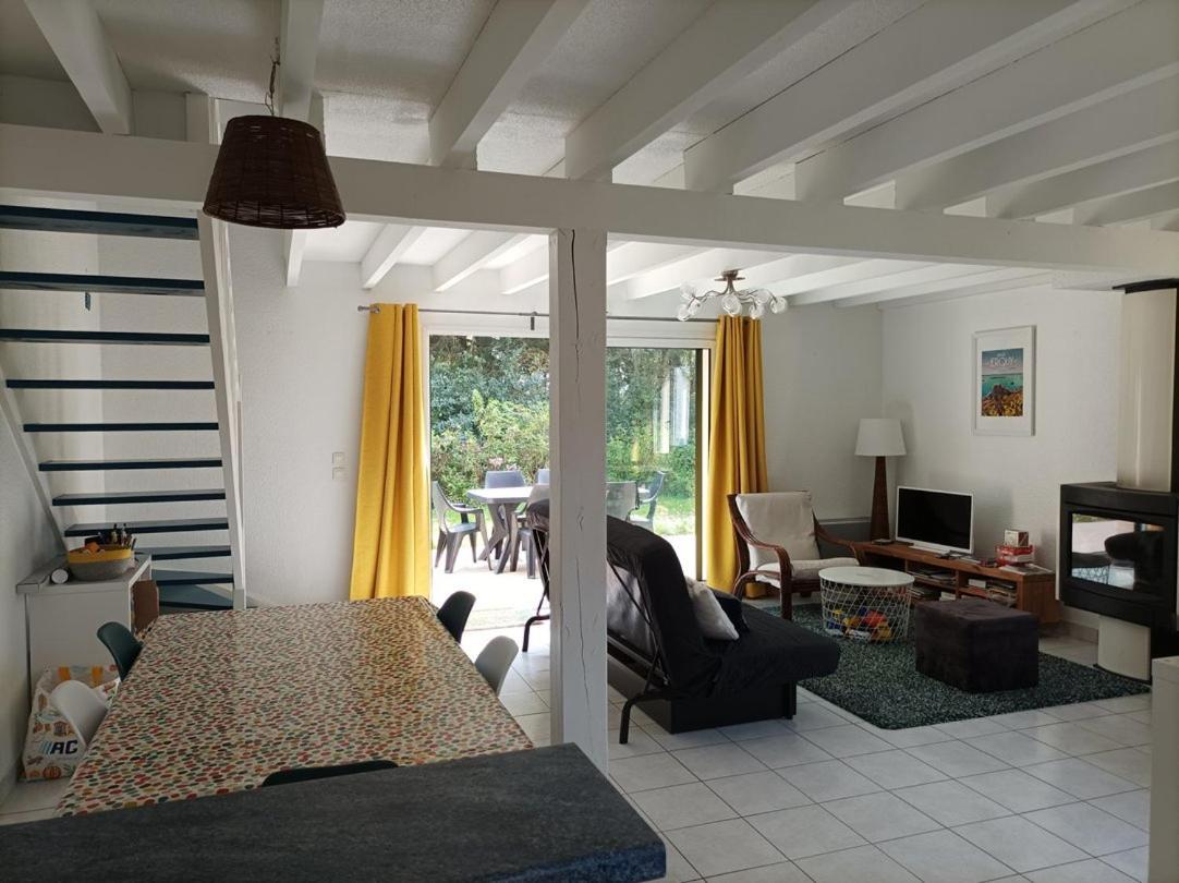 761 - Maison Individuelle, Dans Privee Avec Piscine, Disposant D'un Jardin Plein Sud Sans Vis-a-vis *